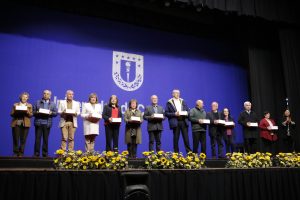 Profesor Mario Valdés Urrutia se acoge a retiro tras 42 años de servicio a la Facultad de Humanidades y Arte UdeC