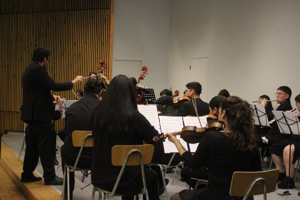 orquesta-de-estudiantes-udec-ofrecio-concierto-de-bienvenida-a-an%cc%83o-academico-2024-37