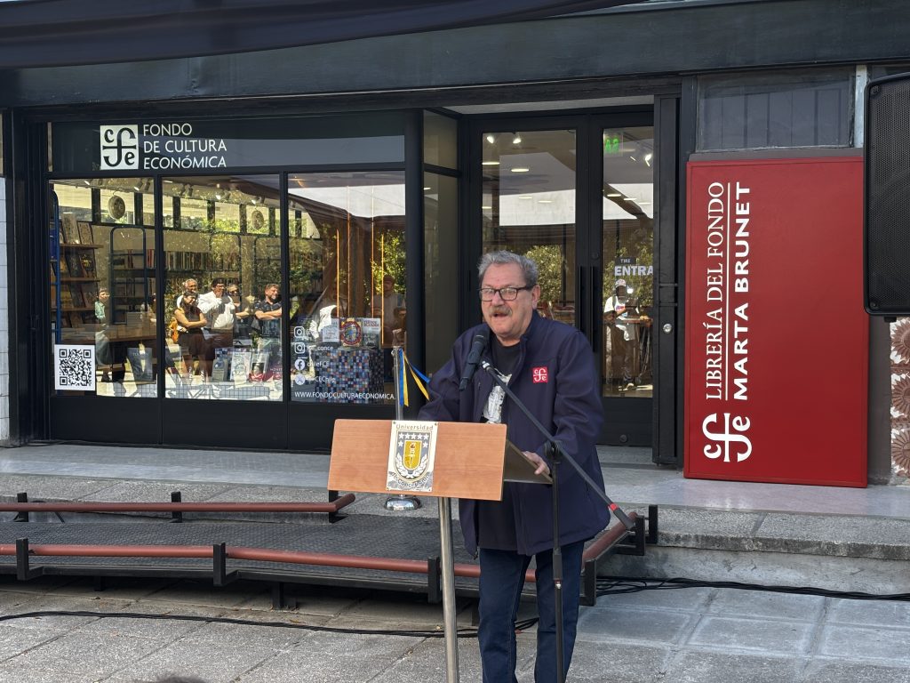 Fondo de Cultura Económica inaugura Librería Marta Brunet en la UdeC-2