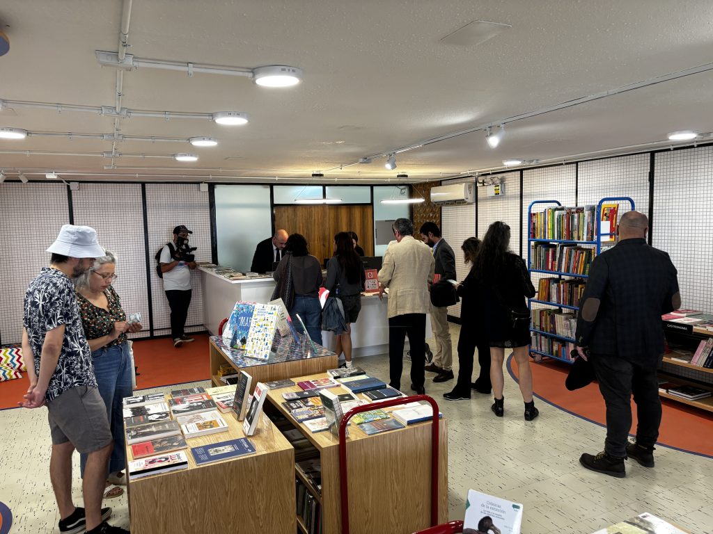 Fondo de Cultura Económica inaugura Librería Marta Brunet en la UdeC-5