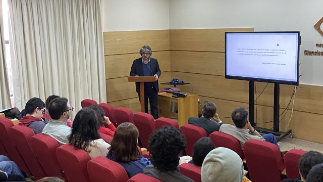 Dr. Claudio Llanos Reyes inaugura año académico del Departamento de Historia UdeC con una potente reflexión sobre el trabajo y sus transformaciones-3