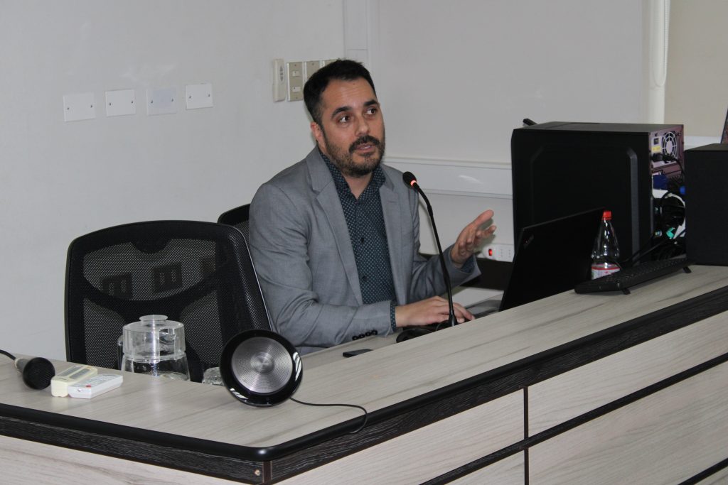 Escuela de Invierno UFRO contó con la destacada participación del Director del Doctorado en Lingüística UdeC-2