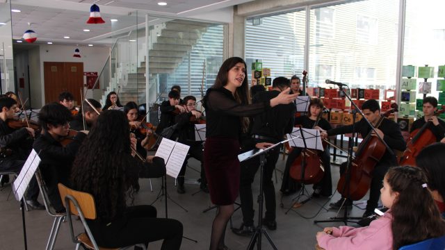 Orquesta de Estudiantes UdeC ofreció concierto “Encuentros” junto a la Orquesta del Liceo Bicentenario de Coelemu-1