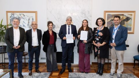 Firma-convenio-SST-UdeC-12-1024x683