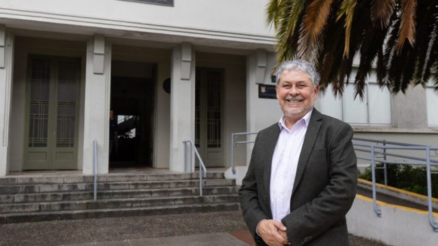 Jaime-Soto-Decano-Fac-Humanidades-y-Arte-7-1024x683