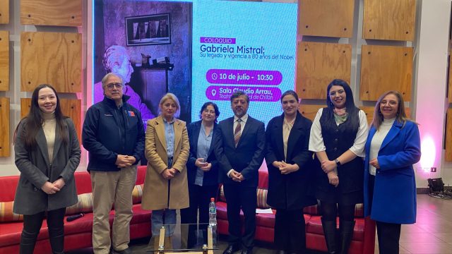 Académicas UdeC reflexionaron sobre el legado de Gabriela Mistral en coloquio por los 80 años de su Nobel