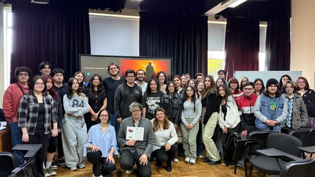 Estudiantes de Humanidades y Arte UdeC vinculan cine y literatura en taller de cortometrajes para enriquecer su formación integral