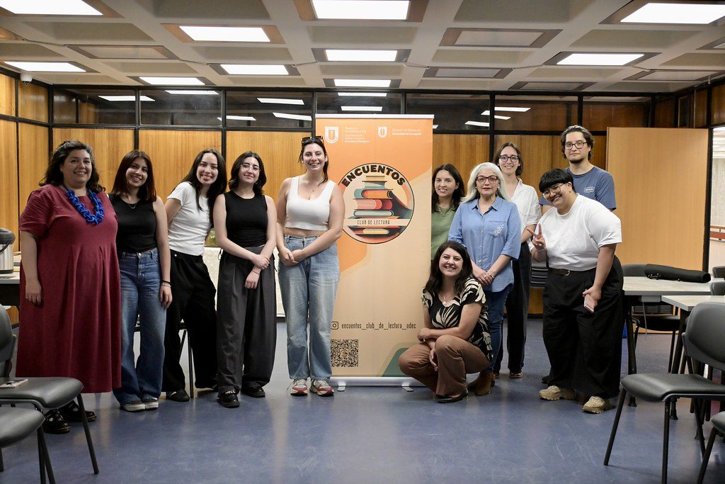 Club de Lectura “Encuentos” celebra su cuarta edición con una sesión dedicada al humor