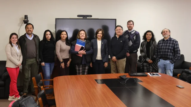 Presentacion_Fondecyt_Exploracion_Dr._Homero_Urrutia_VRID_-_Foto_4_1800x